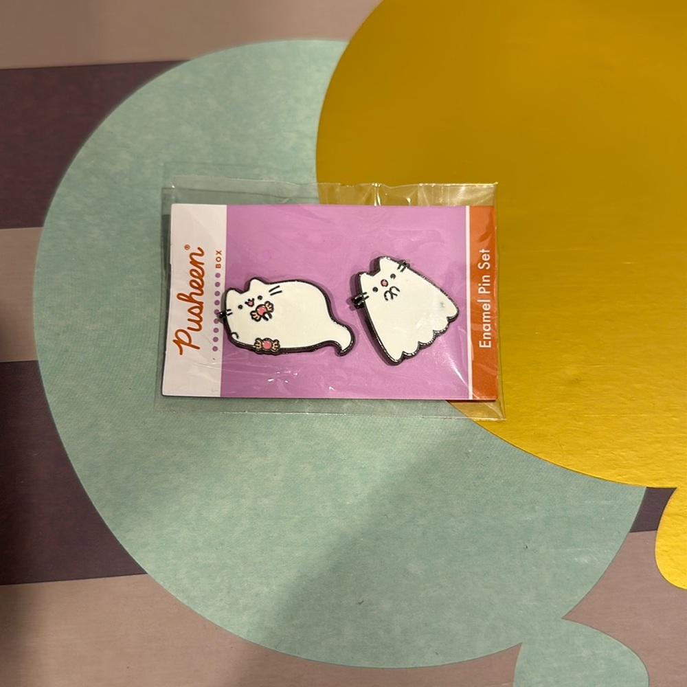 Pusheen Pins